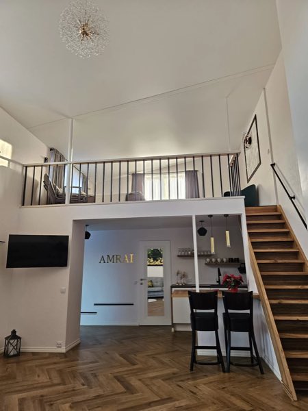 AMRAI Magnetic divstāvu Lux iekštelpa